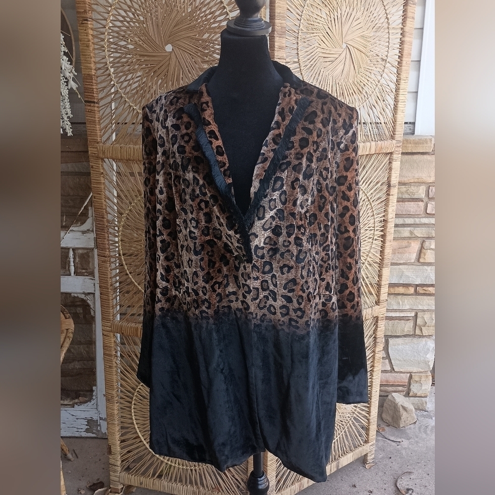 Elie Tahari Black Velvet Trench Style Coat_XL
